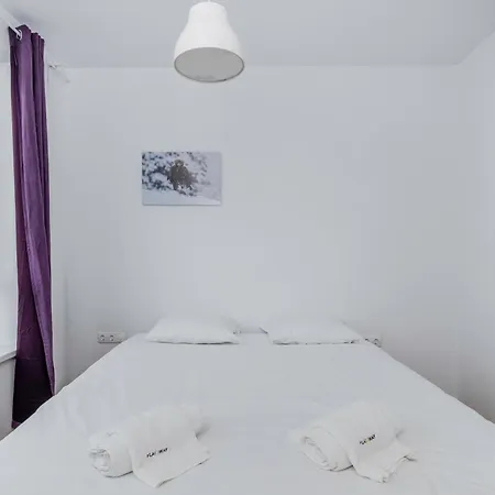 Bright And Cozy 1bd Desk By Flat Mаnаger Sofia